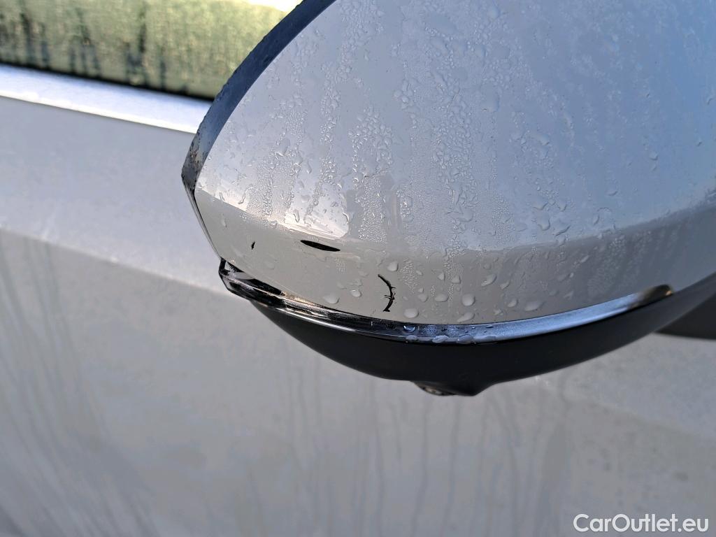  Nissan  Qashqai NISSAN  / 2021 / 5P / todoterreno DIG-T 116kW mHEV Xtronic Premiere Edit.(SL) #18