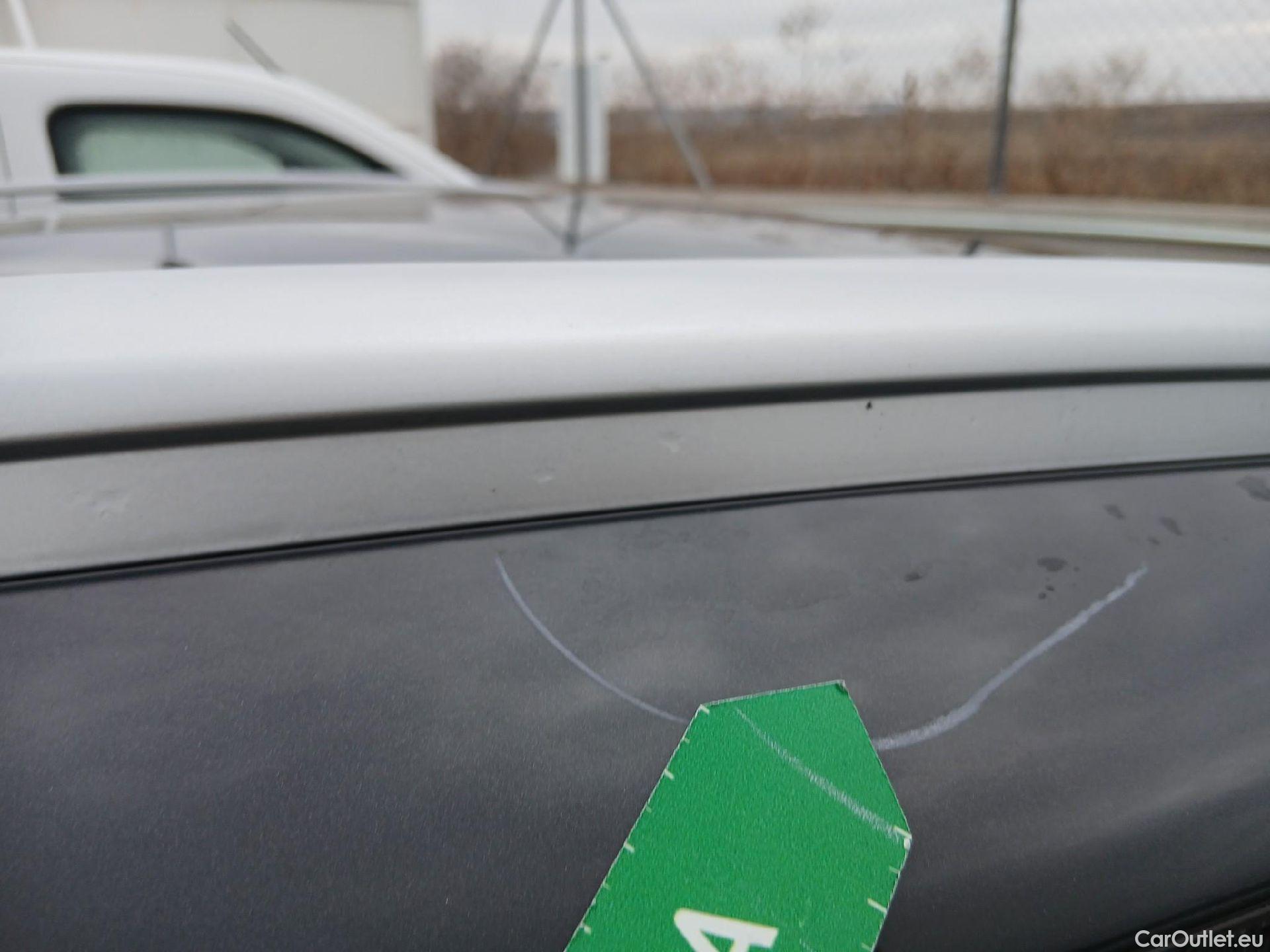  KIA  XCeed KIA  1.6 GDi PHEV 104kW (141CV) eDrive (AC) #58