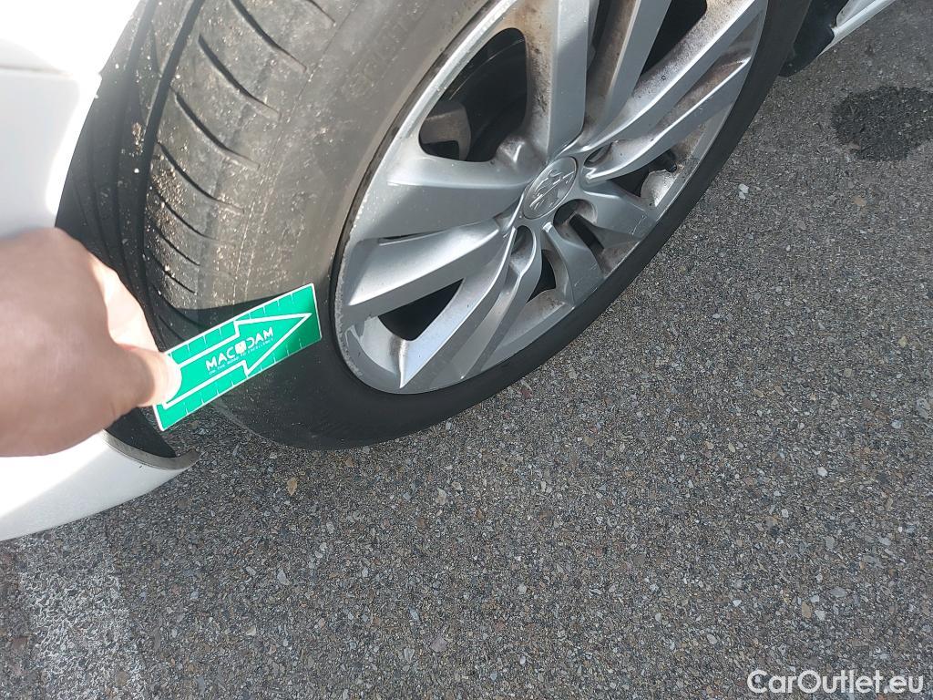  Peugeot  308 PEUGEOT  / 2017 / 5P / familiar SW Active Pack BlueHDi 130 S&S #6