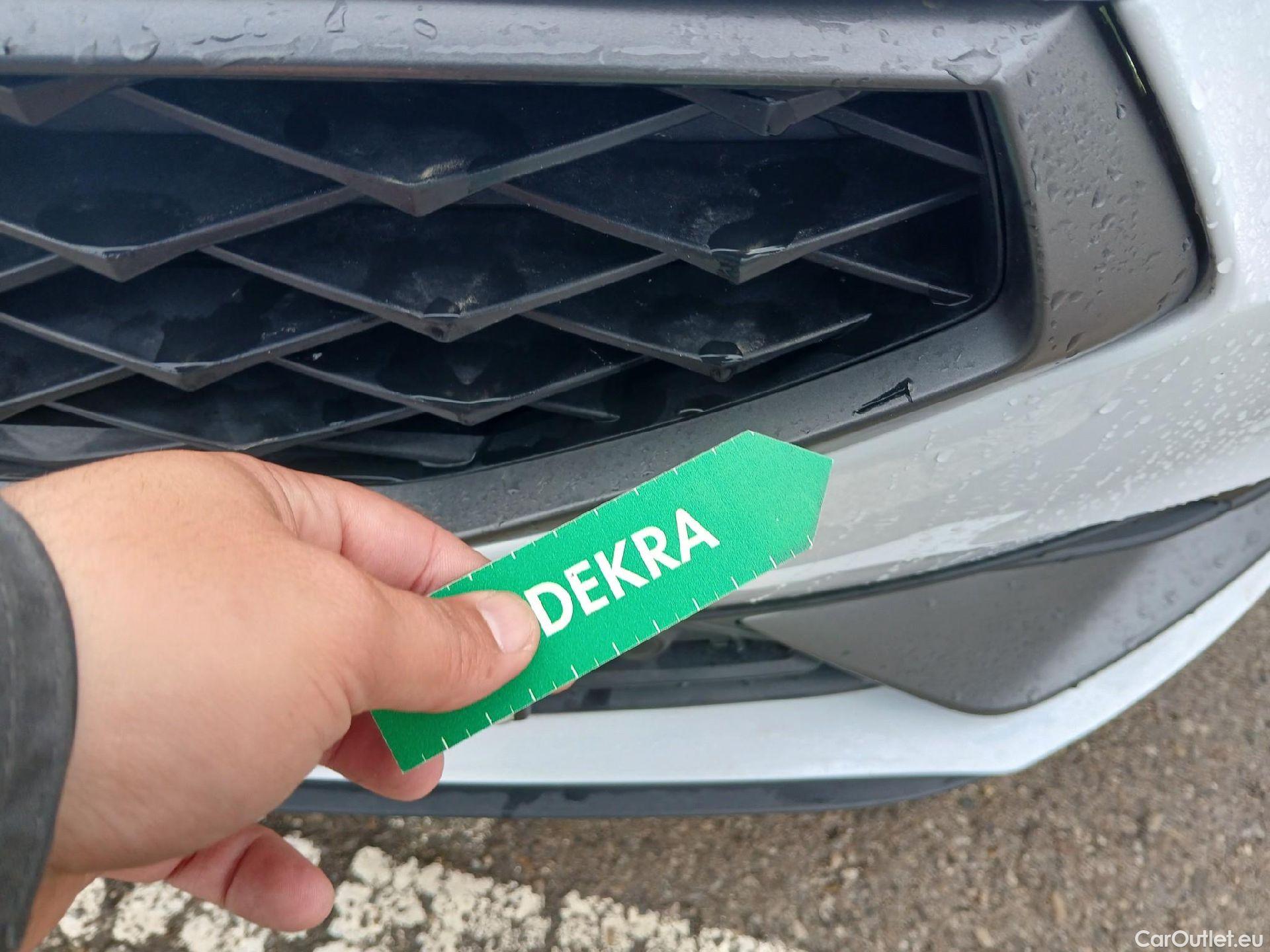  Seat  Leon SEAT Nuevo León / 2020 / 5P / familiar SP 1.5 eTSI 110kW DSG S&S FR Go L(SP) #9