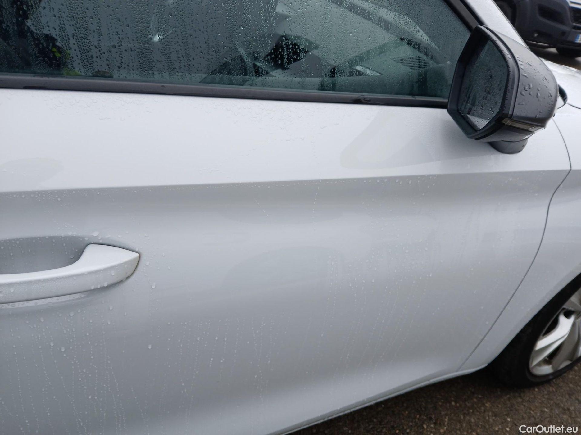  Seat  Leon SEAT Nuevo León / 2020 / 5P / familiar SP 1.5 eTSI 110kW DSG S&S FR Go L(SP) #28