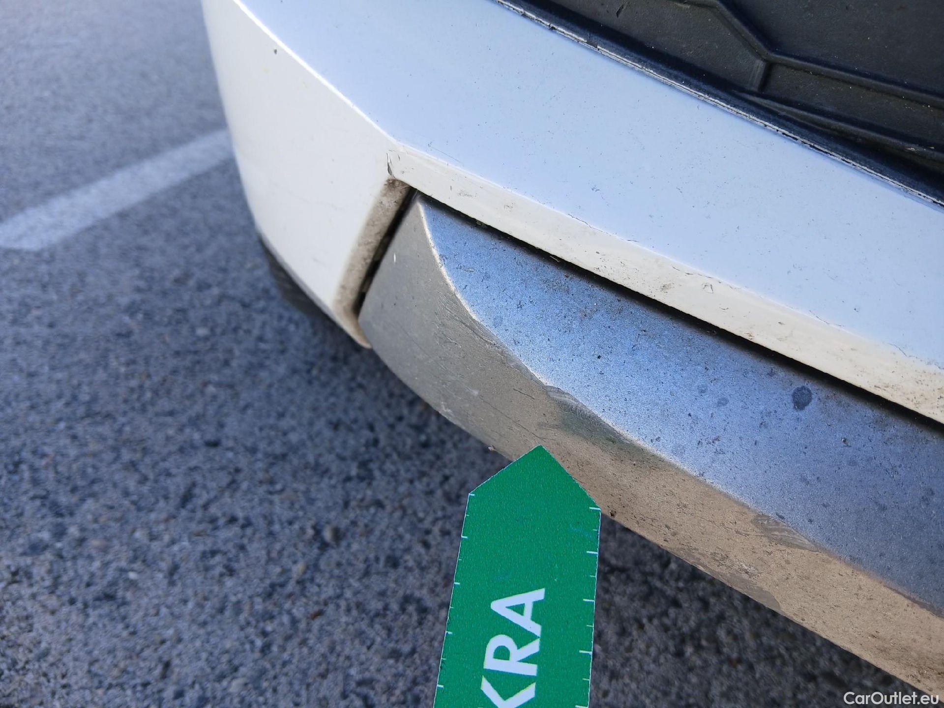  Skoda  KAMIQ SKODA  1.0 TSI 81kW (110CV) DSG Ambition (CX) #7