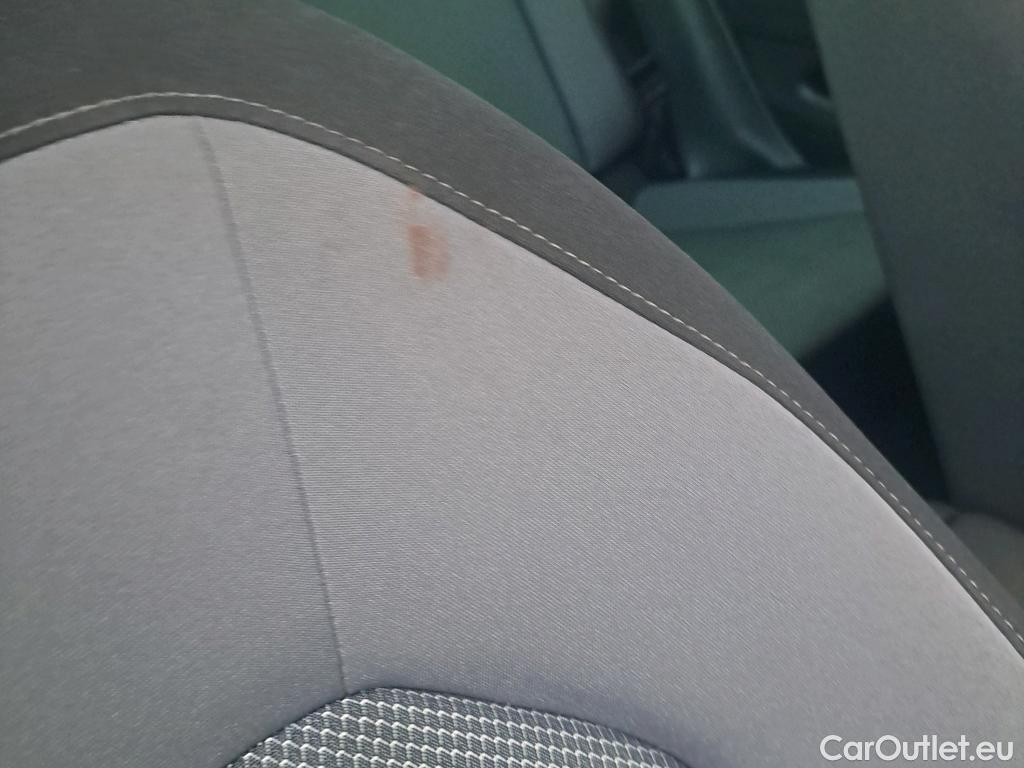  Seat  Arona SEAT  / 2017 / 5P / todoterreno 1.0 TSI 70kW (95CV) Style Edition Eco (CX) #4