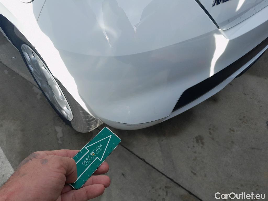  Nissan  Micra NISSAN  / 2017 / 5P / berlina con portón IG-T 74 kW (100 CV) E6D Visia+ #40