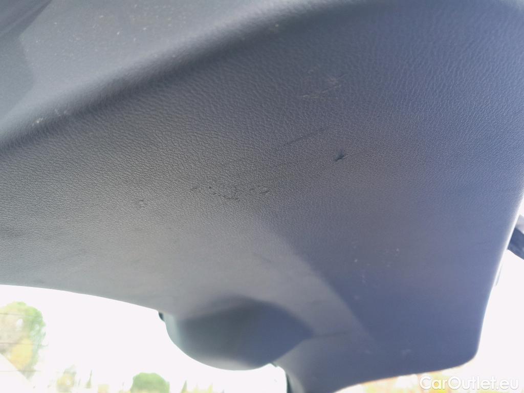  Nissan  Micra NISSAN  / 2017 / 5P / berlina con portón IG-T 74 kW (100 CV) E6D Visia+ #35