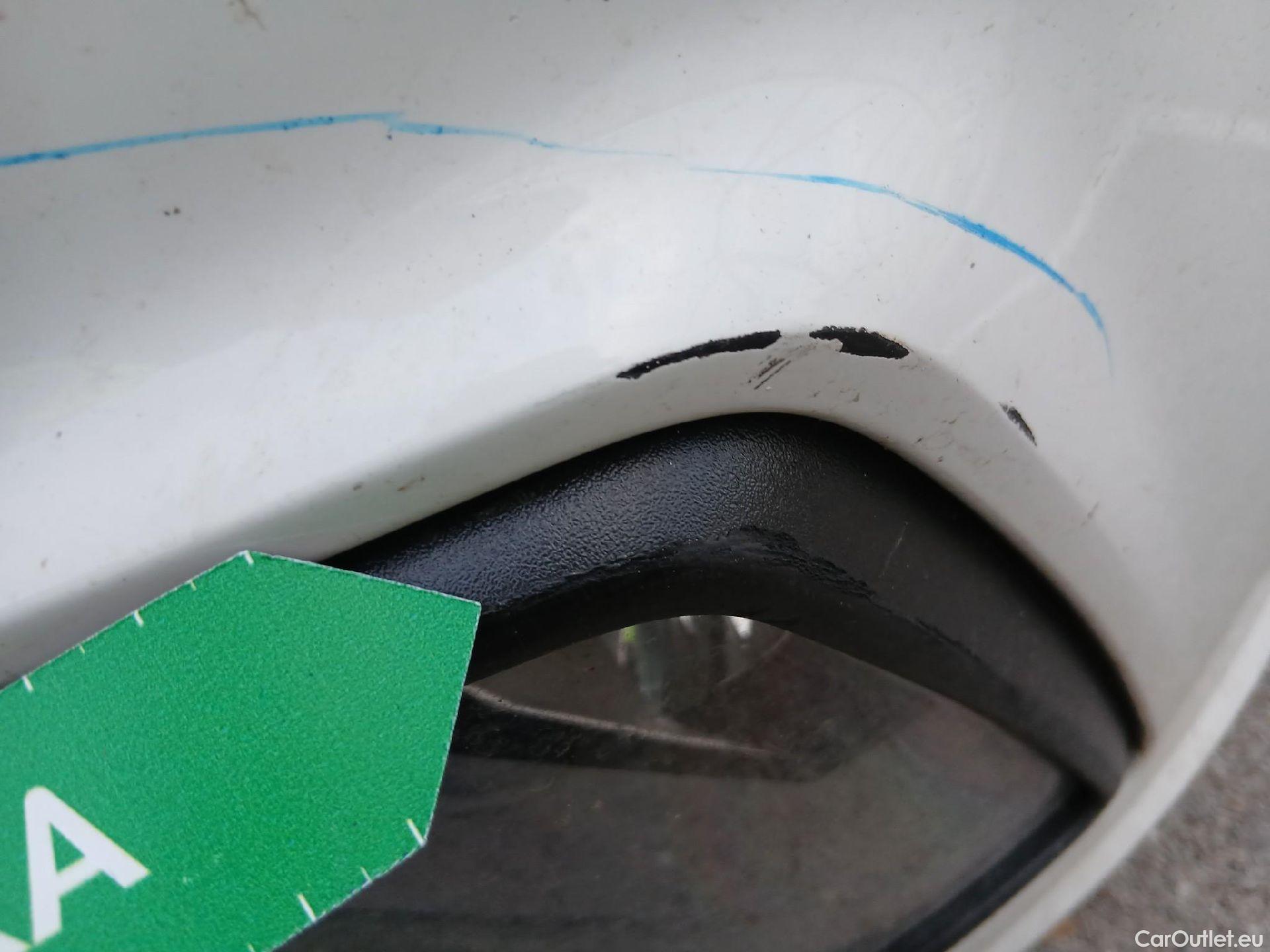  Seat  Ibiza SEAT  / 2017 / 5P / berlina con portón 1.0 MPI 59kW (80CV) Reference Plus(SP) #5