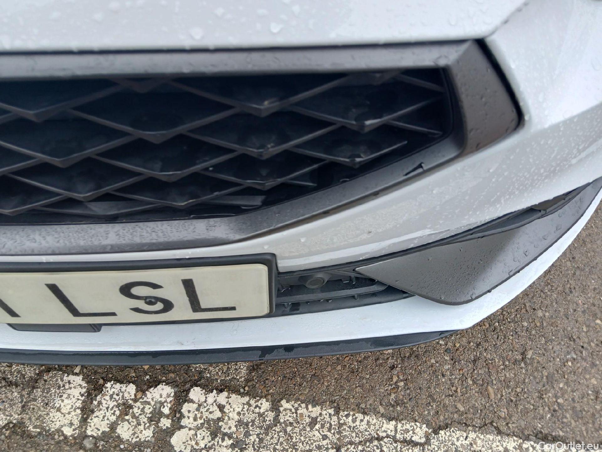  Seat  Leon SEAT Nuevo León / 2020 / 5P / familiar SP 1.5 eTSI 110kW DSG S&S FR Go L(SP) #8