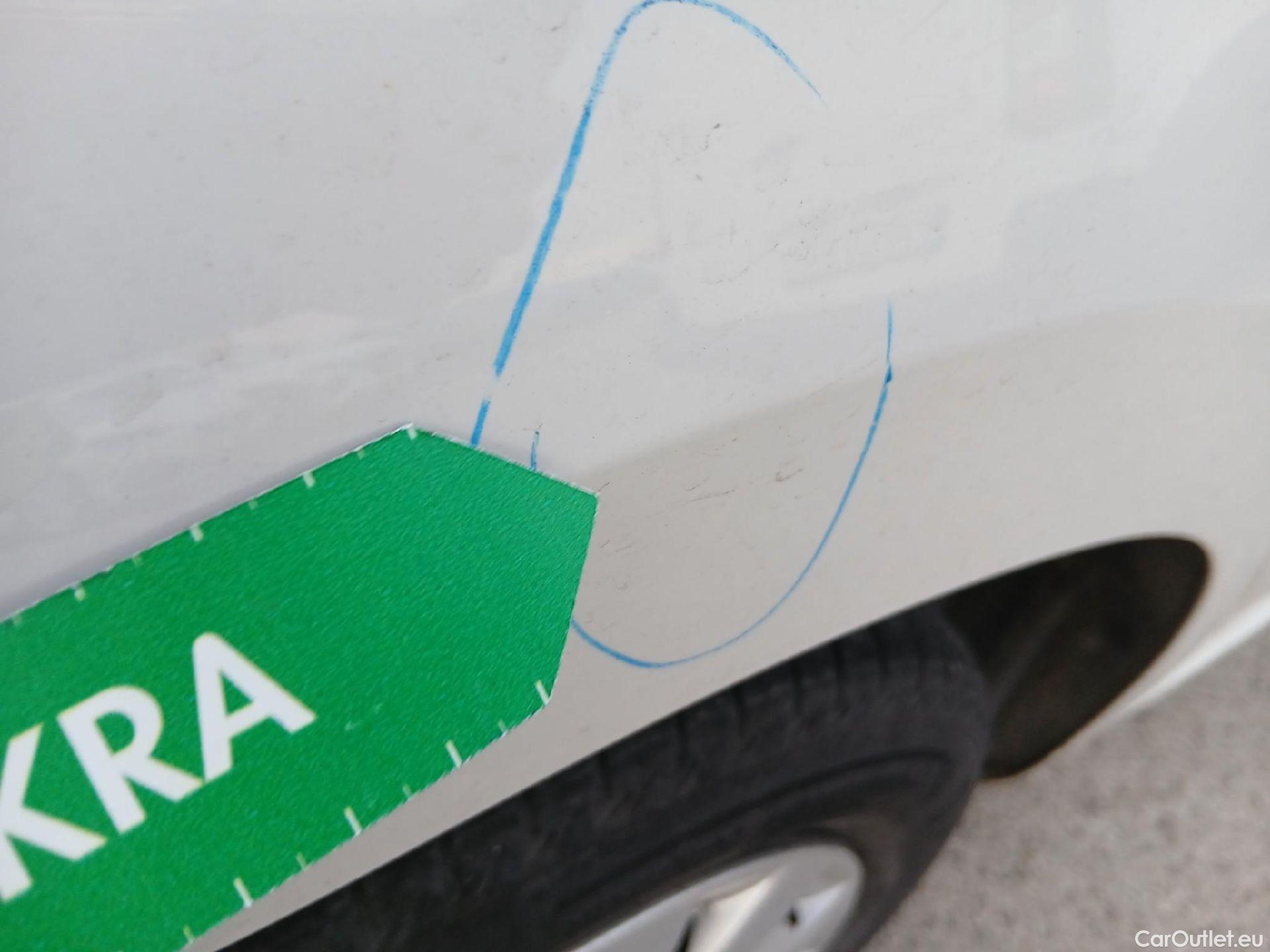  Seat  Ibiza SEAT  / 2017 / 5P / berlina con portón 1.0 MPI 59kW (80CV) Reference Plus(SP) #20