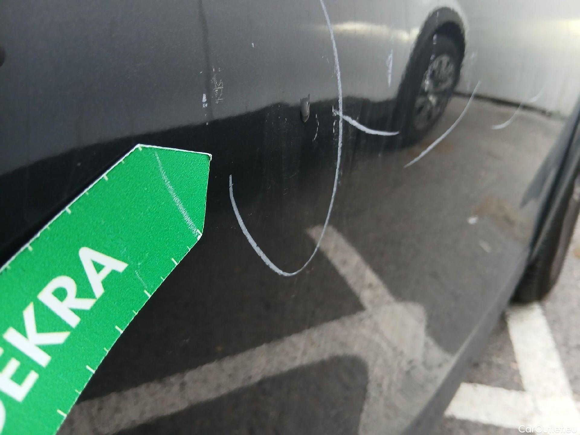  KIA  XCeed KIA  1.6 GDi PHEV 104kW (141CV) eDrive (AC) #45