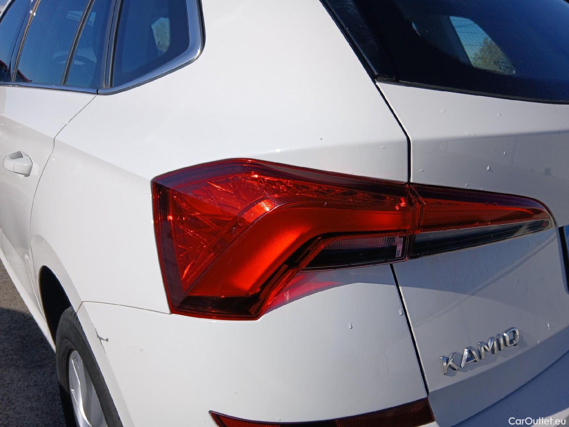  Skoda  KAMIQ SKODA  1.0 TSI 81kW (110CV) DSG Ambition (CX) #19