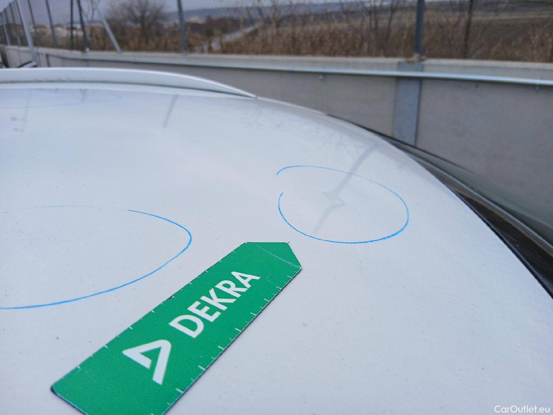  Skoda  Octavia SKODA  / 2020 / 5P / familiar Combi 2.0 TDI 110kW(150CV) DSG Ambition #35