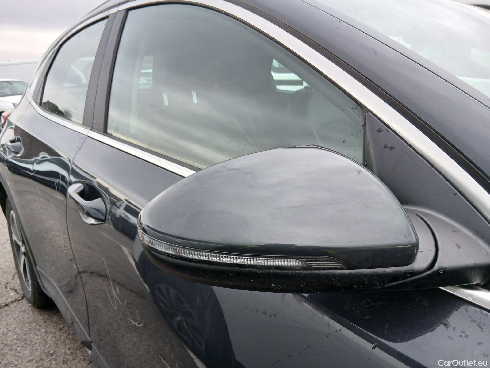  KIA  XCeed KIA  1.6 GDi PHEV 104kW (141CV) eDrive (AC) #52