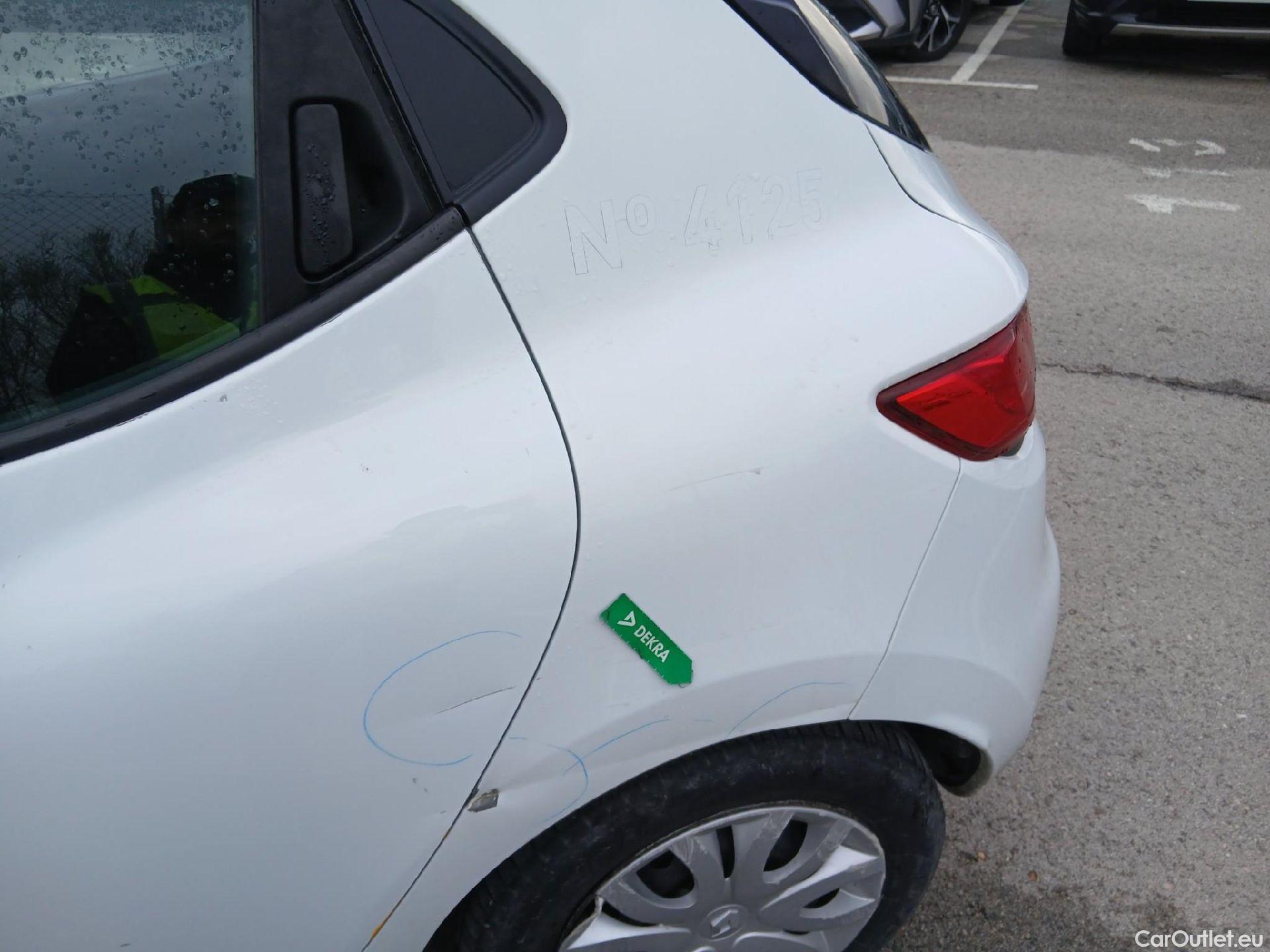  Renault  Clio RENAULT  / 2016 / 5P / berlina con portón Business dCi 55kW (75CV) -18 #25