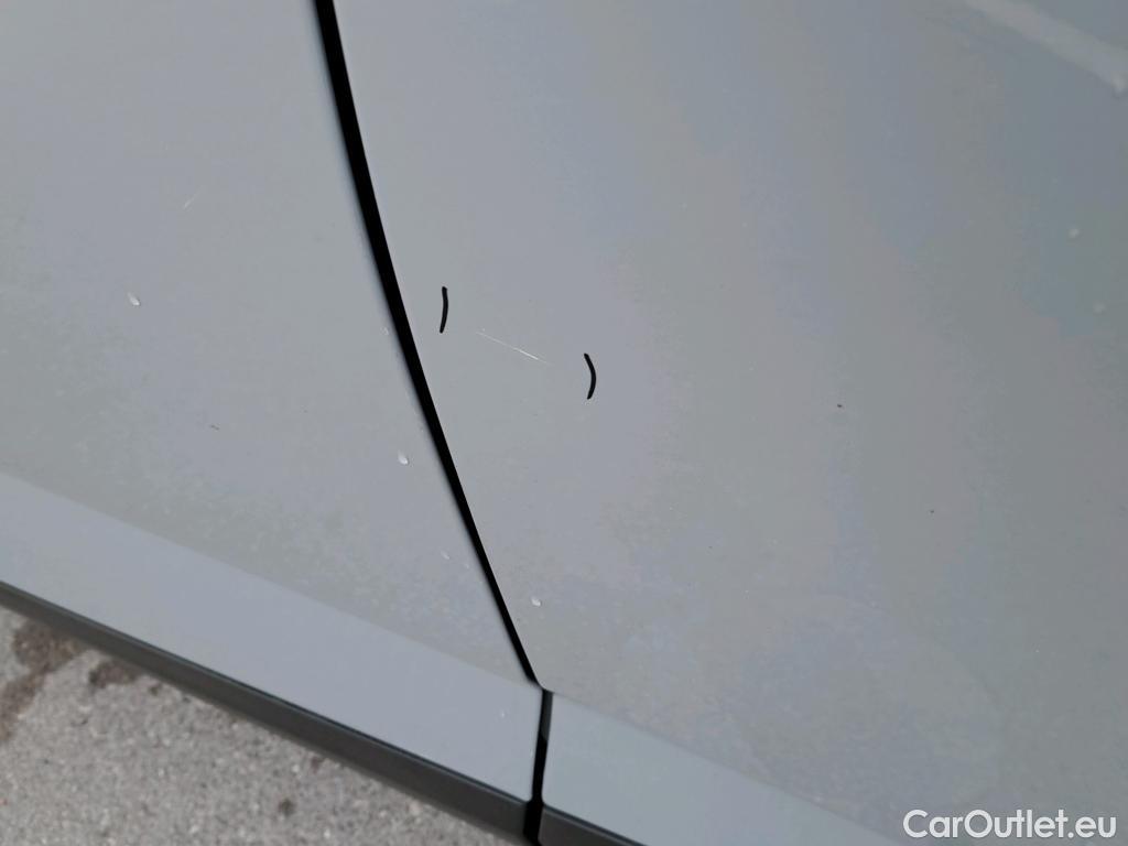  Nissan  Qashqai NISSAN  / 2021 / 5P / todoterreno DIG-T 116kW mHEV Xtronic Premiere Edit.(SL) #4