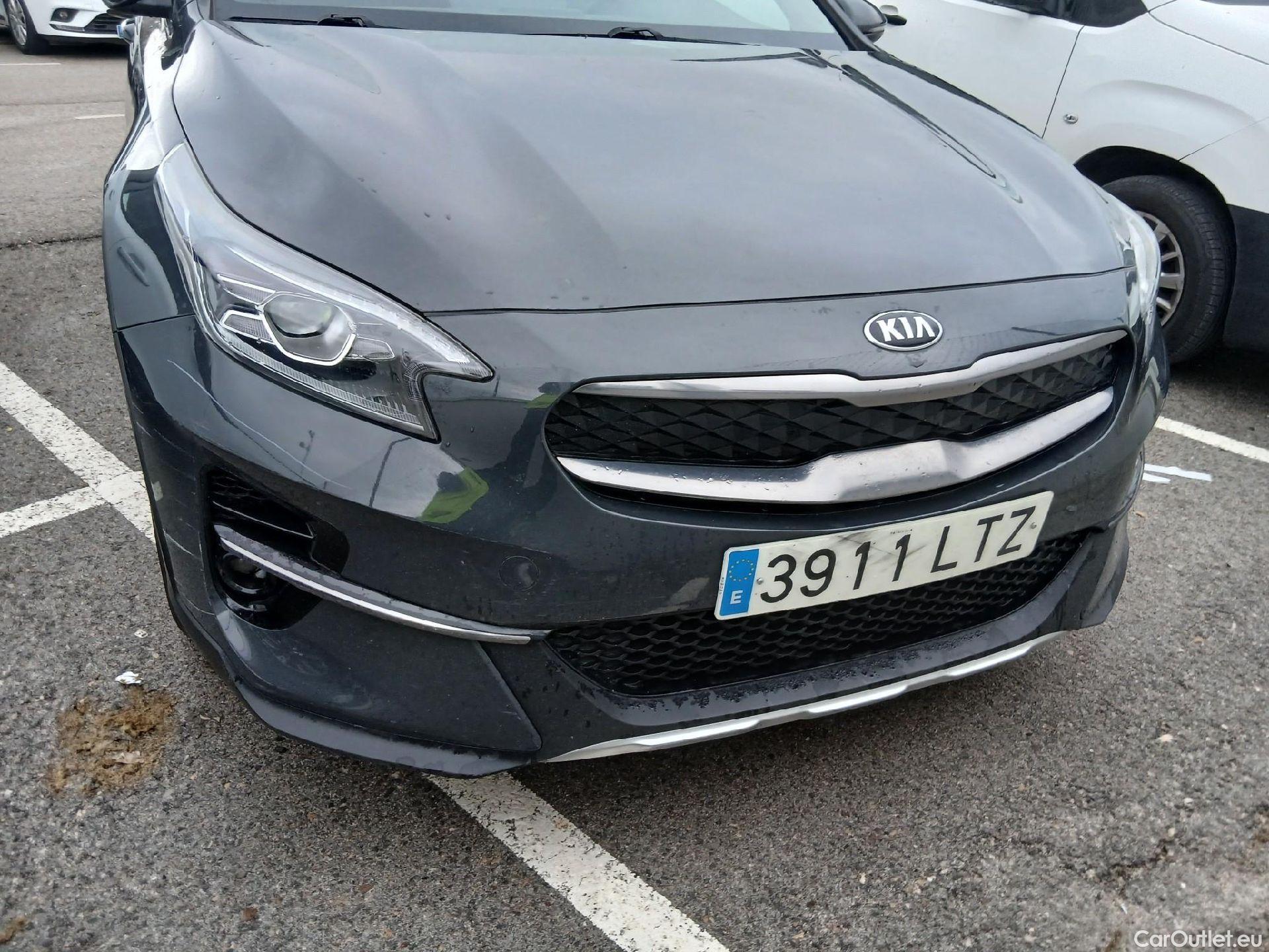  KIA  XCeed KIA  1.6 GDi PHEV 104kW (141CV) eDrive (AC) #3