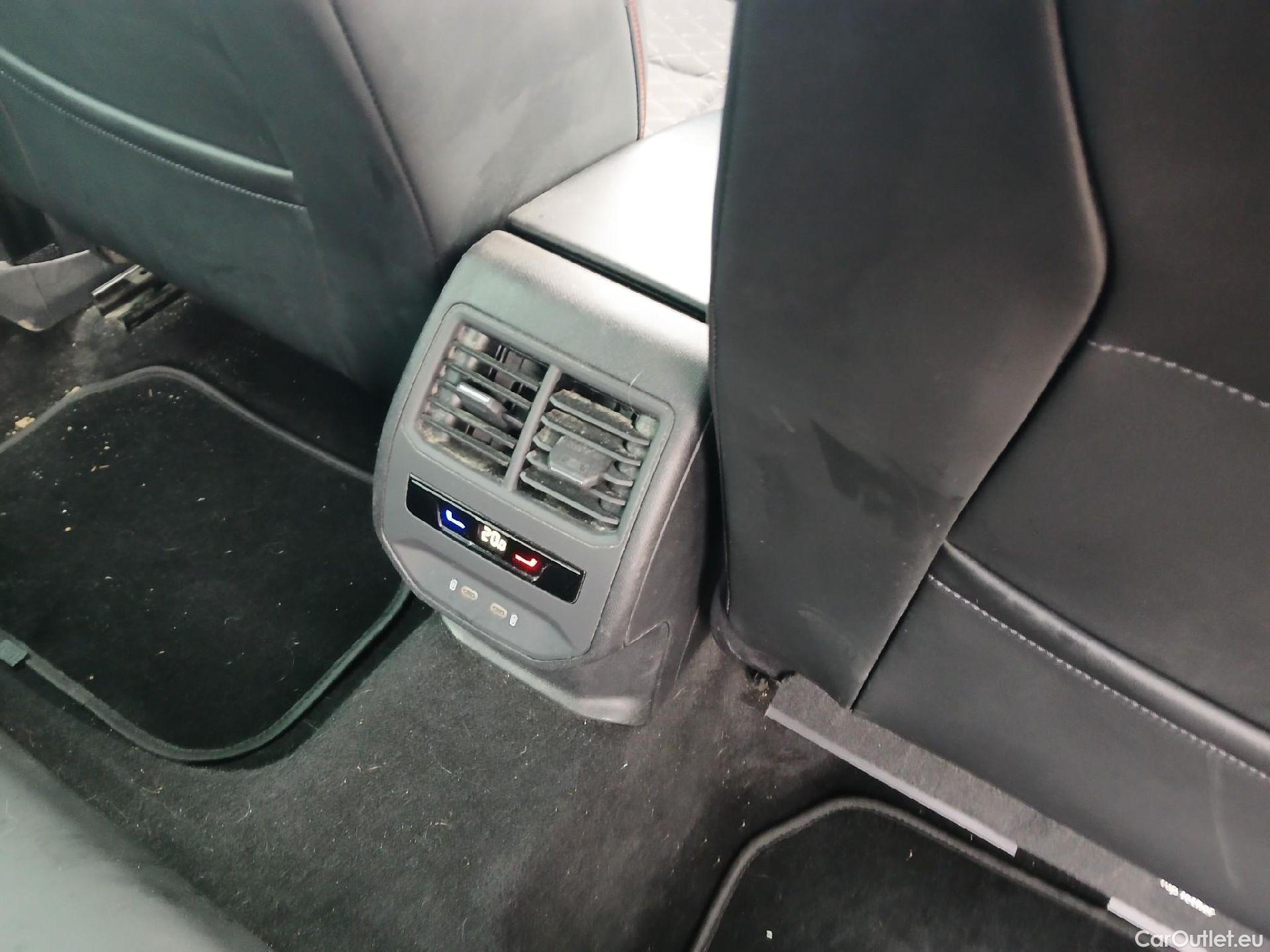  Seat  Leon SEAT Nuevo León / 2020 / 5P / familiar SP 1.5 eTSI 110kW DSG S&S FR Go L(SP) #2