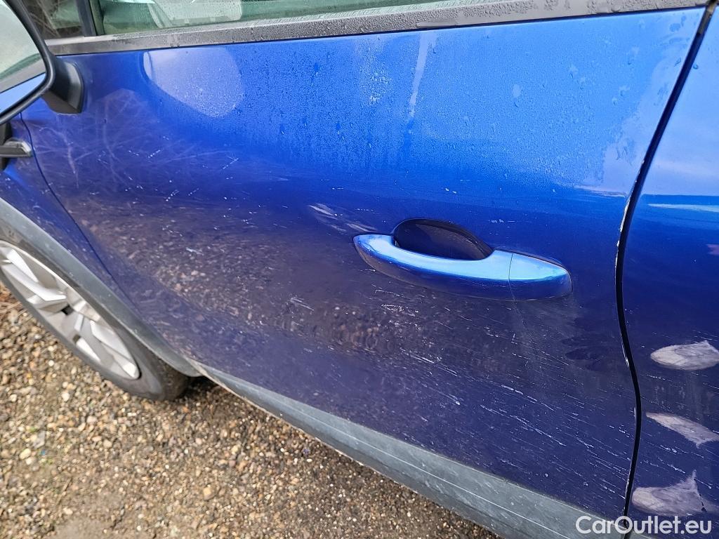  Renault  Captur RENAULT  / 2020 / 5P / todoterreno Intens TCe 90 #5