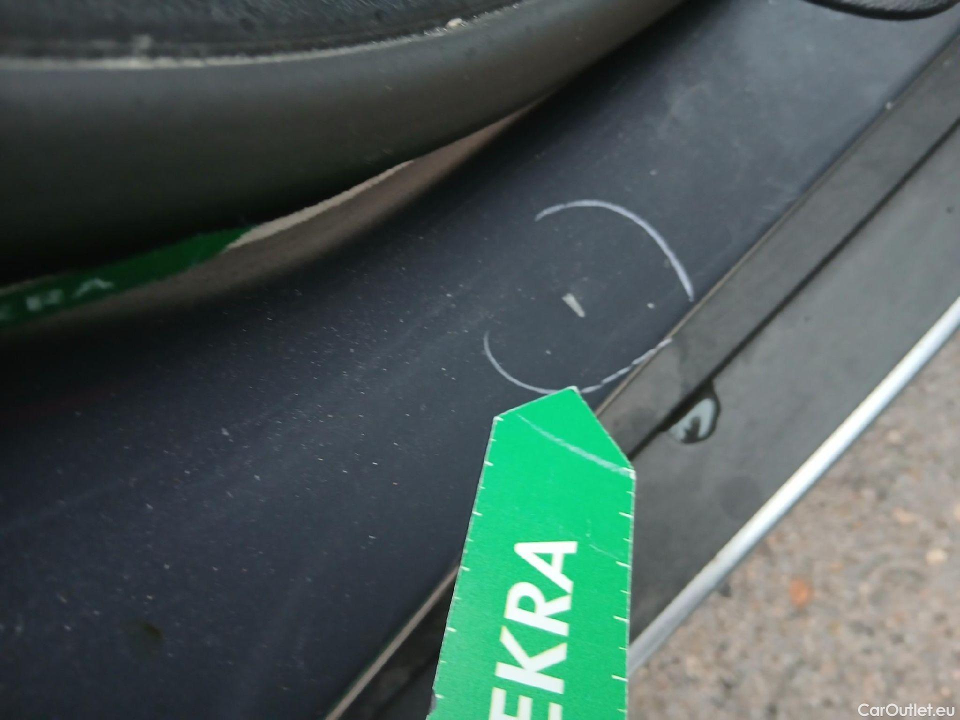  KIA  XCeed KIA  1.6 GDi PHEV 104kW (141CV) eDrive (AC) #57