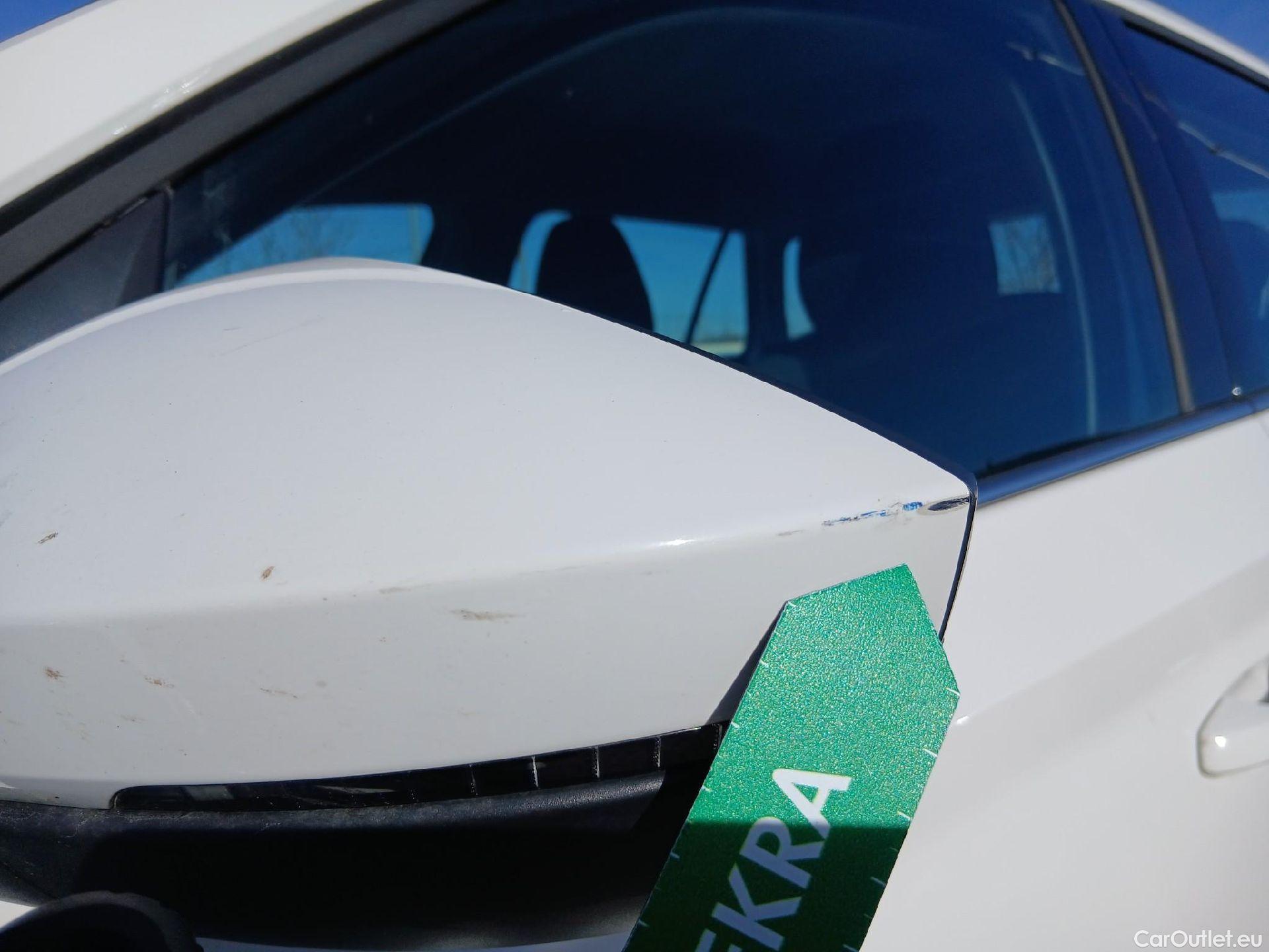  Skoda  KAMIQ SKODA  1.0 TSI 81kW (110CV) DSG Ambition (CX) #13