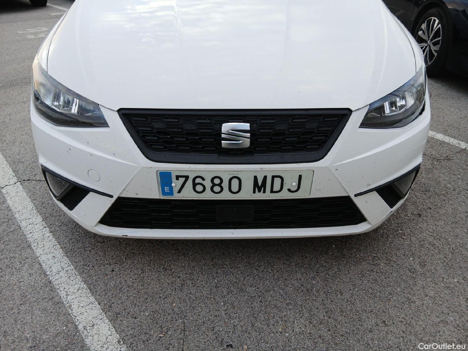  Seat  Ibiza SEAT  / 2017 / 5P / berlina con portón 1.0 MPI 59kW (80CV) Reference Plus(SP) #3