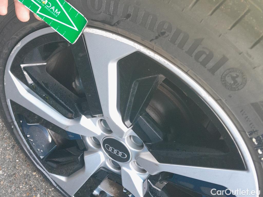  Audi  A1 Sportback AUDI A1 / 2018 / 5P / berlina con portón Sportback Adrenalin 30 TFSI 81kW (116CV)(SP) #5