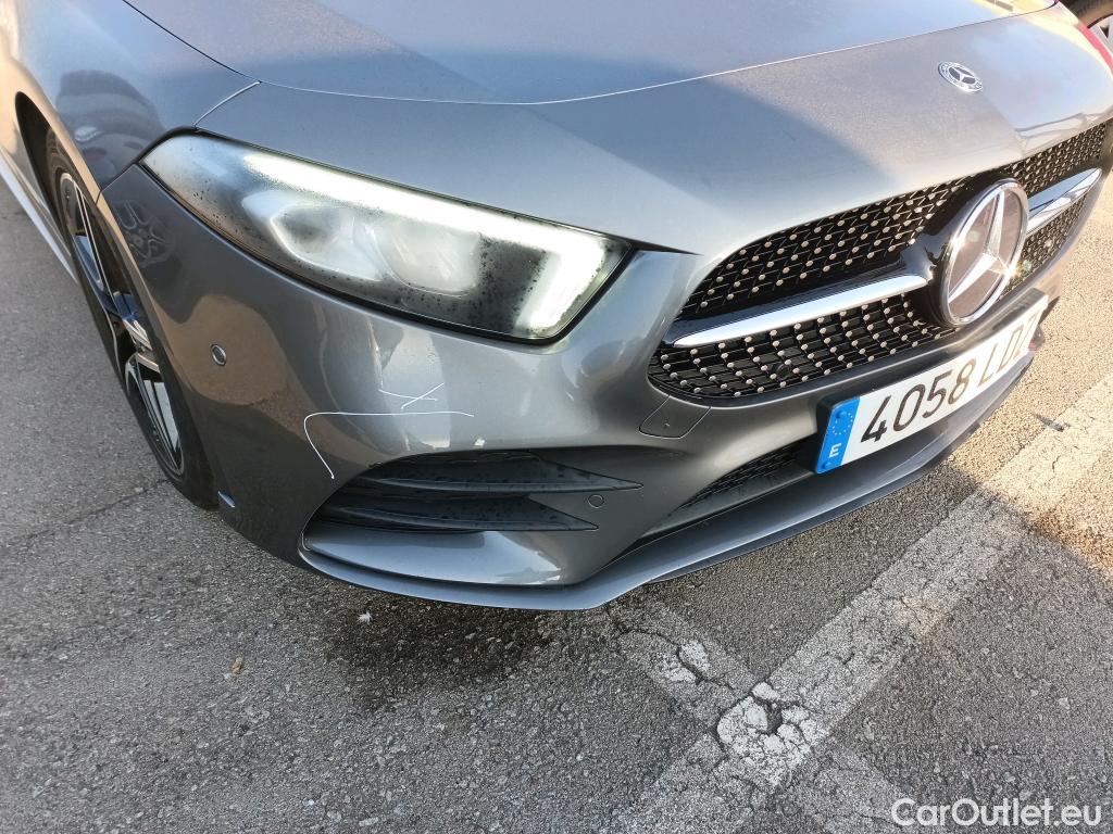  Mercedes  A-Klasse MERCEDES-BENZ Clase A / 2018 / 5P / berlina con portón A 180 #3
