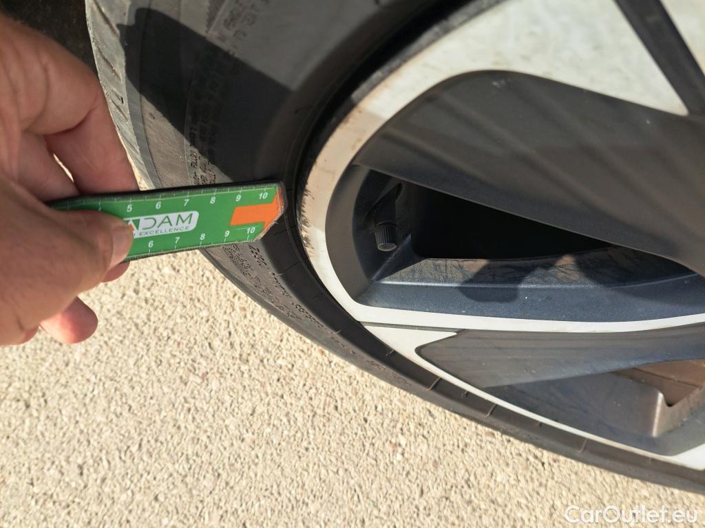  Cupra  Formentor CUPRA  / 2020 / 5P / todoterreno 1.4 e-Hybrid 150kW (204 CV) DSG (AC) #4