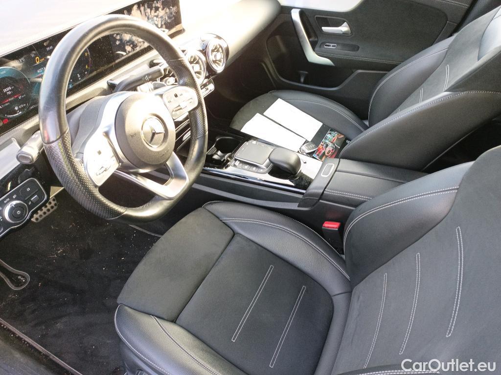  Mercedes  CLA-Klasse MERCEDES-BENZ CLA / 2019 / 4P / coupé CLA 220 D DCT #12