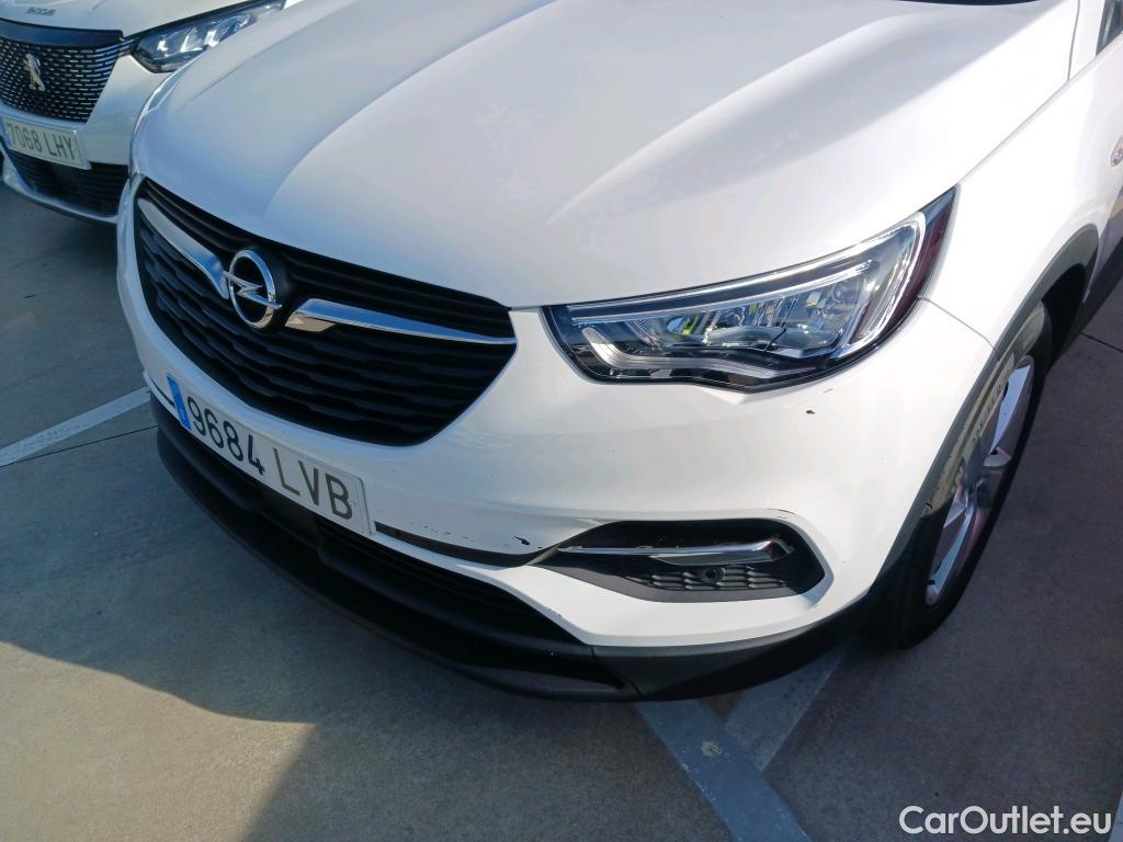  Opel   Grandland X OPEL PHEV / 2017 / 5P / todoterreno 1.6 Turbo Edition Auto 4x2 #12