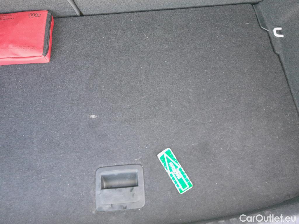  Audi  A1 Sportback AUDI A1 / 2018 / 5P / berlina con portón Sportback Adrenalin 30 TFSI 81kW (116CV)(SP) #7