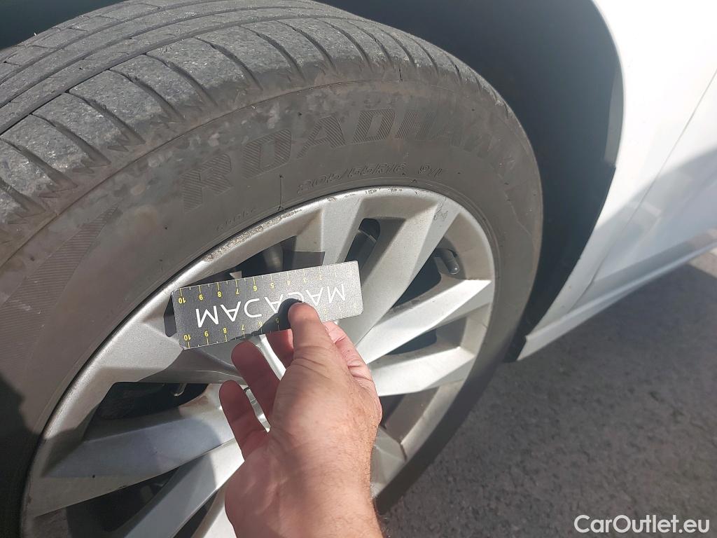  Audi  A3 AUDI  / 2020 / 4P / sedán Sedan 30 TFSI 81kW (110CV) S tronic #5