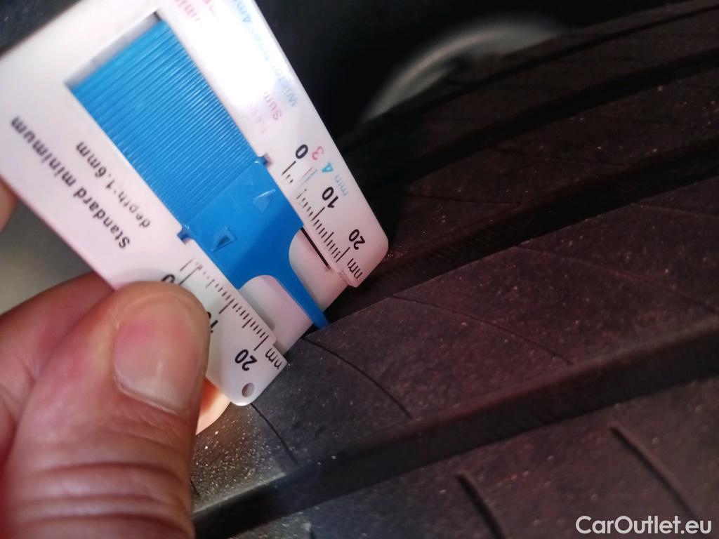  Opel   Grandland X OPEL PHEV / 2017 / 5P / todoterreno 1.6 Turbo Edition Auto 4x2 #2