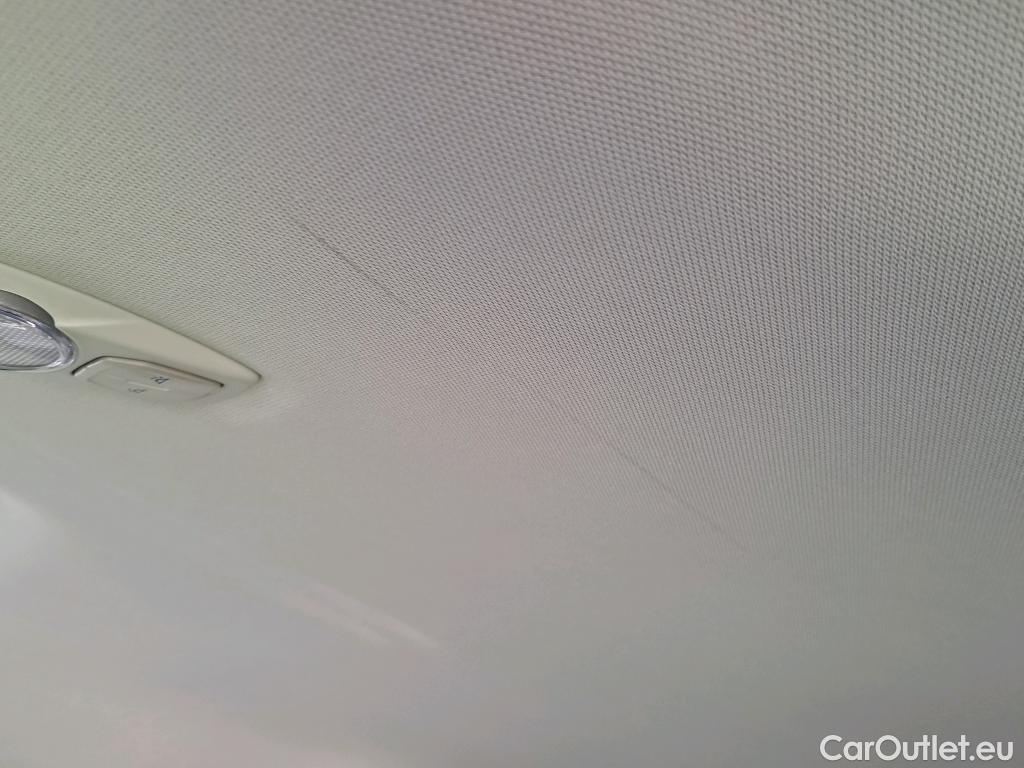  Ford  Kuga FORD  / 2016 / 5P / todoterreno 1.5 EcoBoost 88kW 4x2 Trend+ (CX) #2