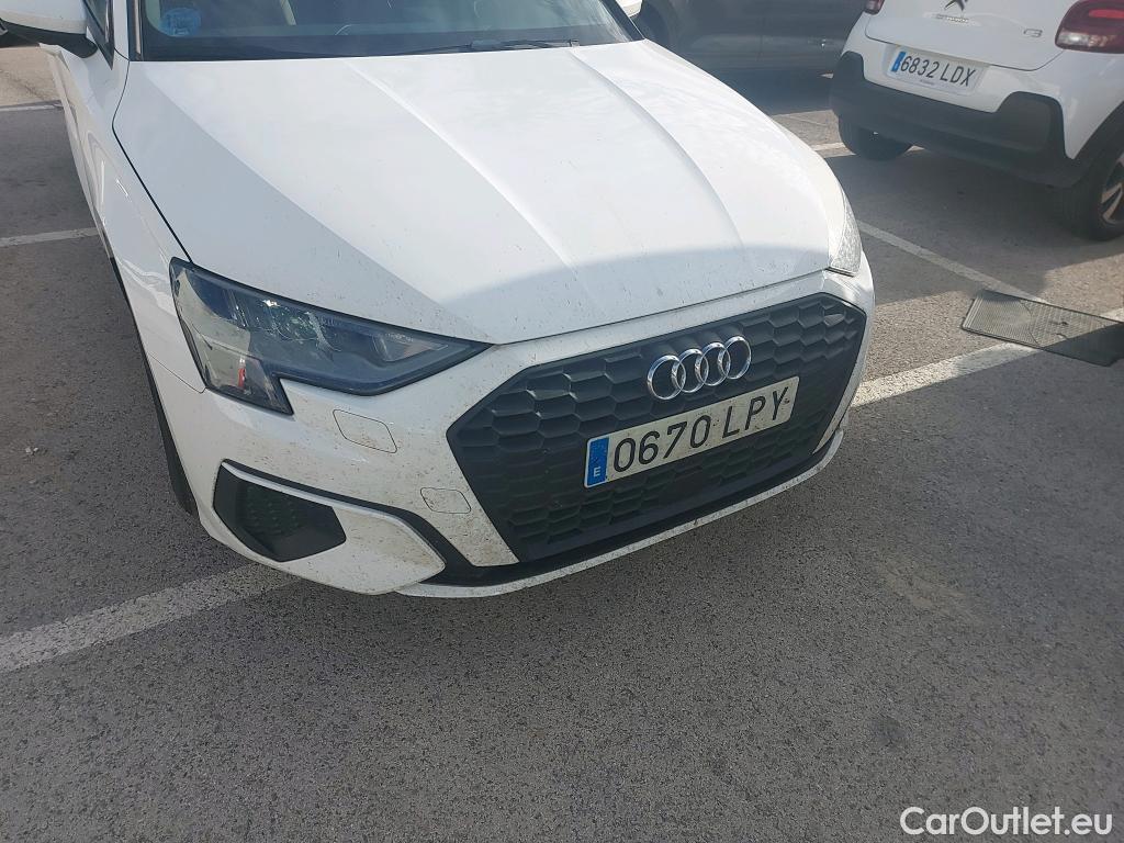  Audi  A3 AUDI  / 2020 / 4P / sedán Sedan 30 TFSI 81kW (110CV) S tronic #10