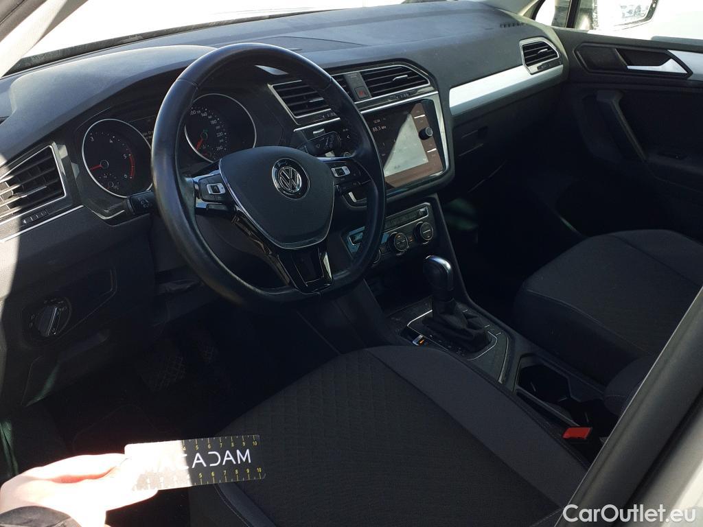  Volkswagen  Tiguan VOLKSWAGEN  / 2016 / 5P / todoterreno Advance 2.0 TDI 110kW (150CV) DSG #39