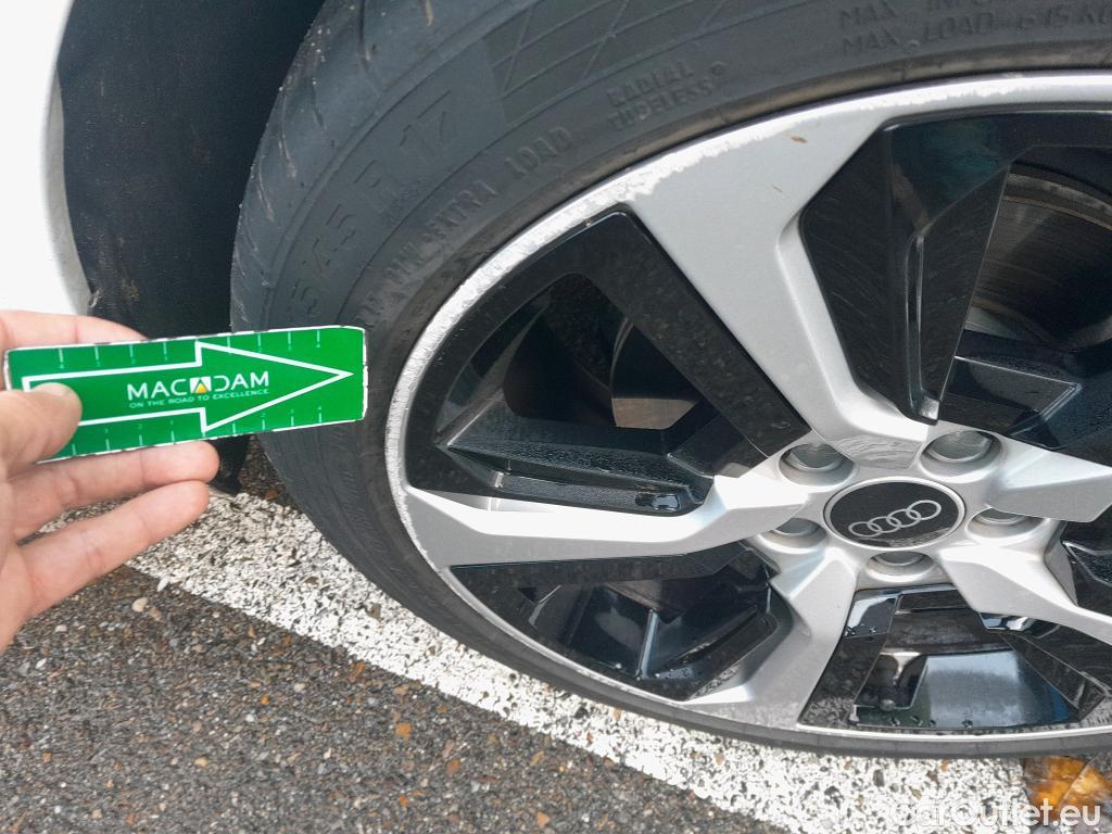  Audi  A1 Sportback AUDI A1 / 2018 / 5P / berlina con portón Sportback Adrenalin 30 TFSI 81kW (116CV)(SP) #4