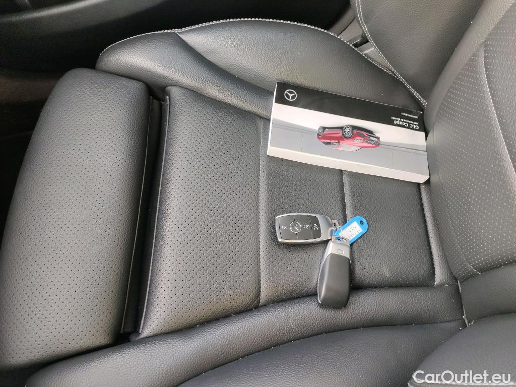  Mercedes  G-Klasee MERCEDES-BENZ GLC Coupé / 2019 / 5P / coupé GLC 300 de 4MATIC #15