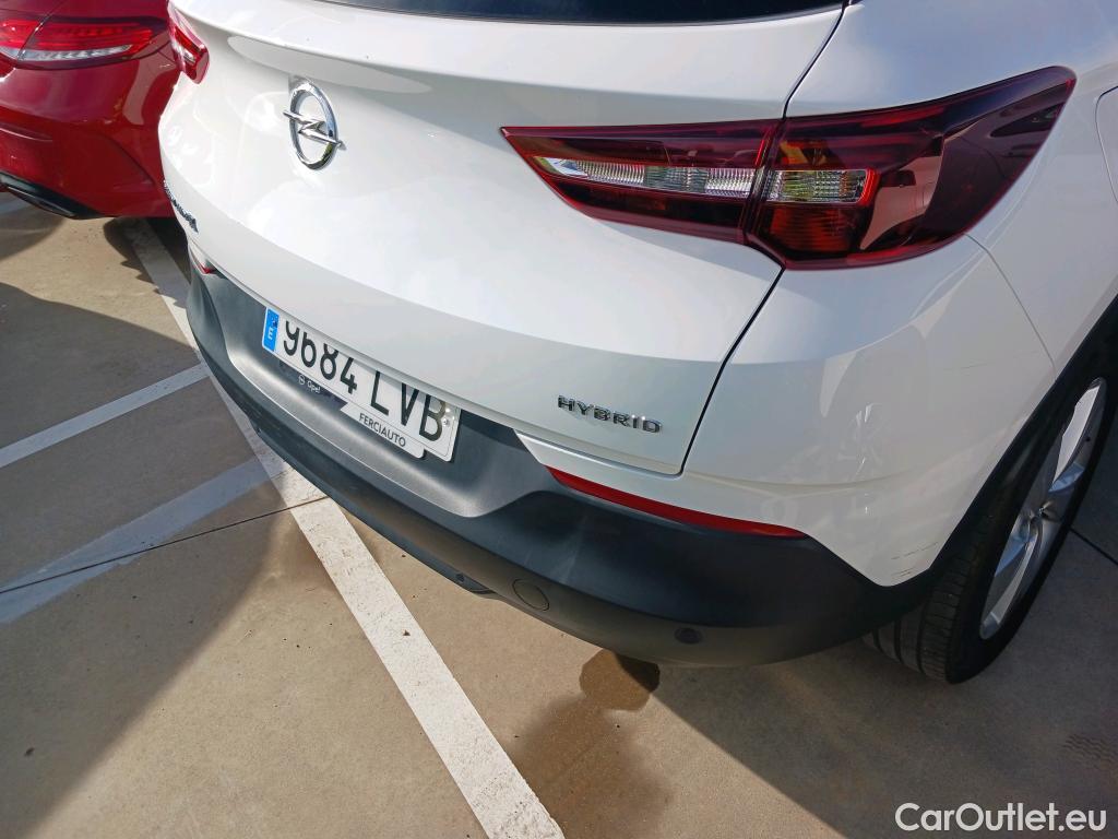  Opel   Grandland X OPEL PHEV / 2017 / 5P / todoterreno 1.6 Turbo Edition Auto 4x2 #15