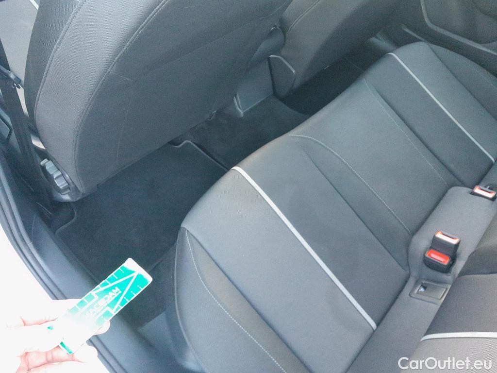  Audi  A1 Sportback AUDI A1 / 2018 / 5P / berlina con portón Sportback Adrenalin 30 TFSI 81kW (116CV)(SP) #8