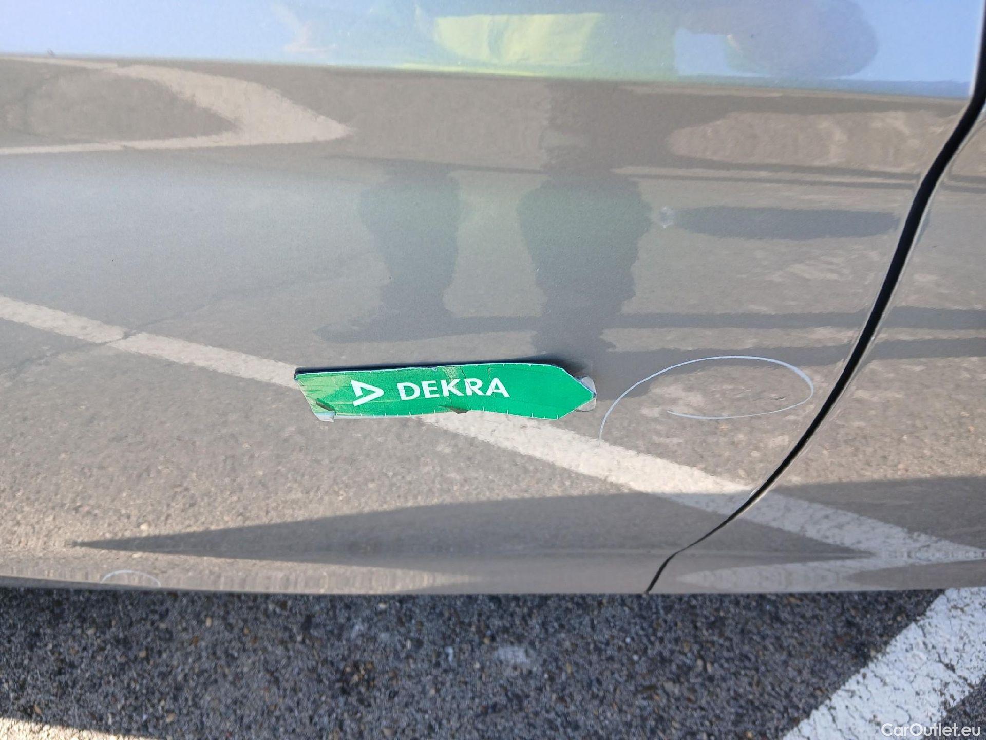  Opel  Corsa OPEL  / 2019 / 5P / berlina con portón 1.5D DT 74kW (100CV) GS-Line #44