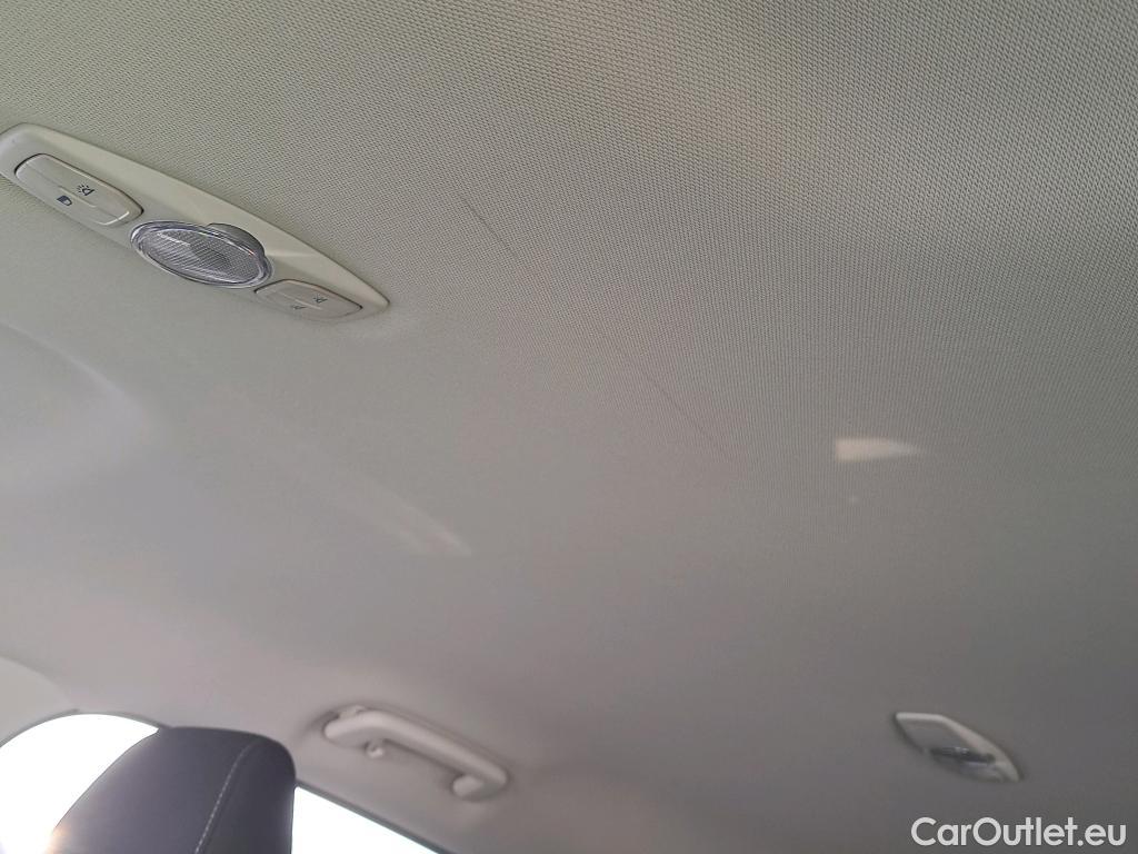  Ford  Kuga FORD  / 2016 / 5P / todoterreno 1.5 EcoBoost 88kW 4x2 Trend+ (CX) #1