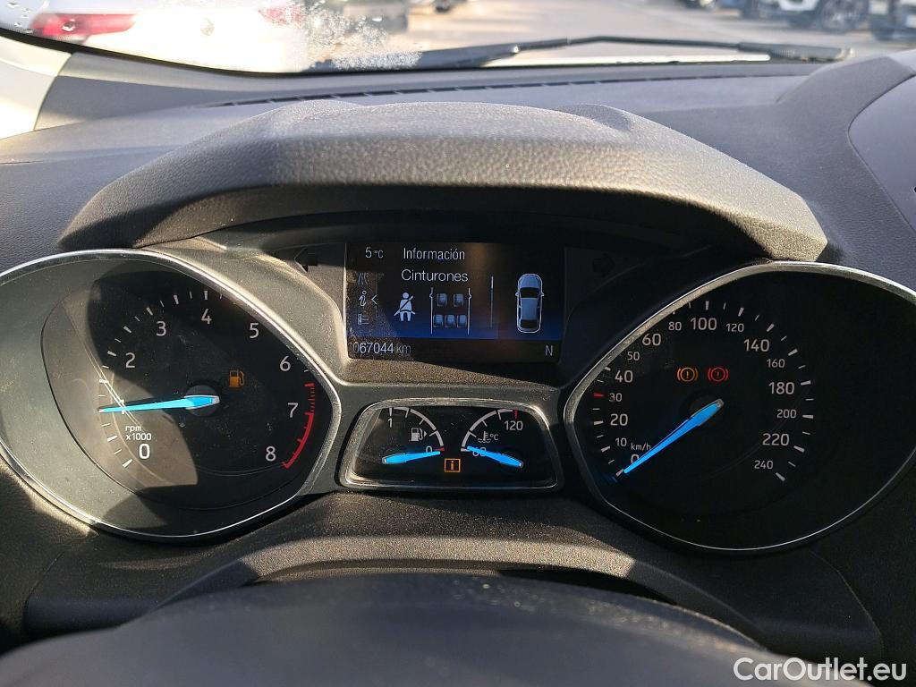  Ford  Kuga FORD  / 2016 / 5P / todoterreno 1.5 EcoBoost 88kW 4x2 Trend+ (CX) #7