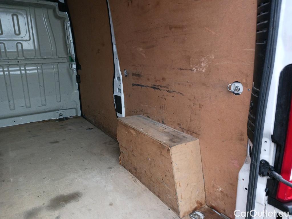  Peugeot  Boxer  Furgón Techo Elevado 335 L2H2 Premium BlueHDi 140 Stop&Start HDi #34