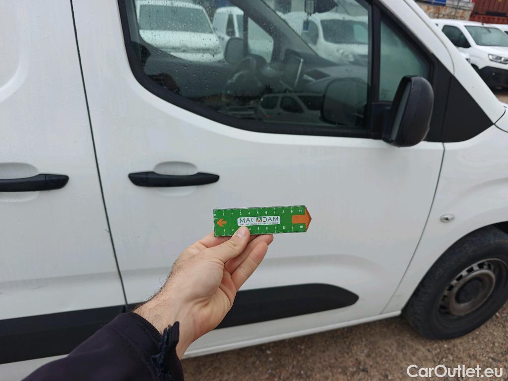  Peugeot  Partner PEUGEOT  / 2018 / 4P / furgón derivado de turismo Premium Standard 600kg BlueHDi 73kW (AC) #14