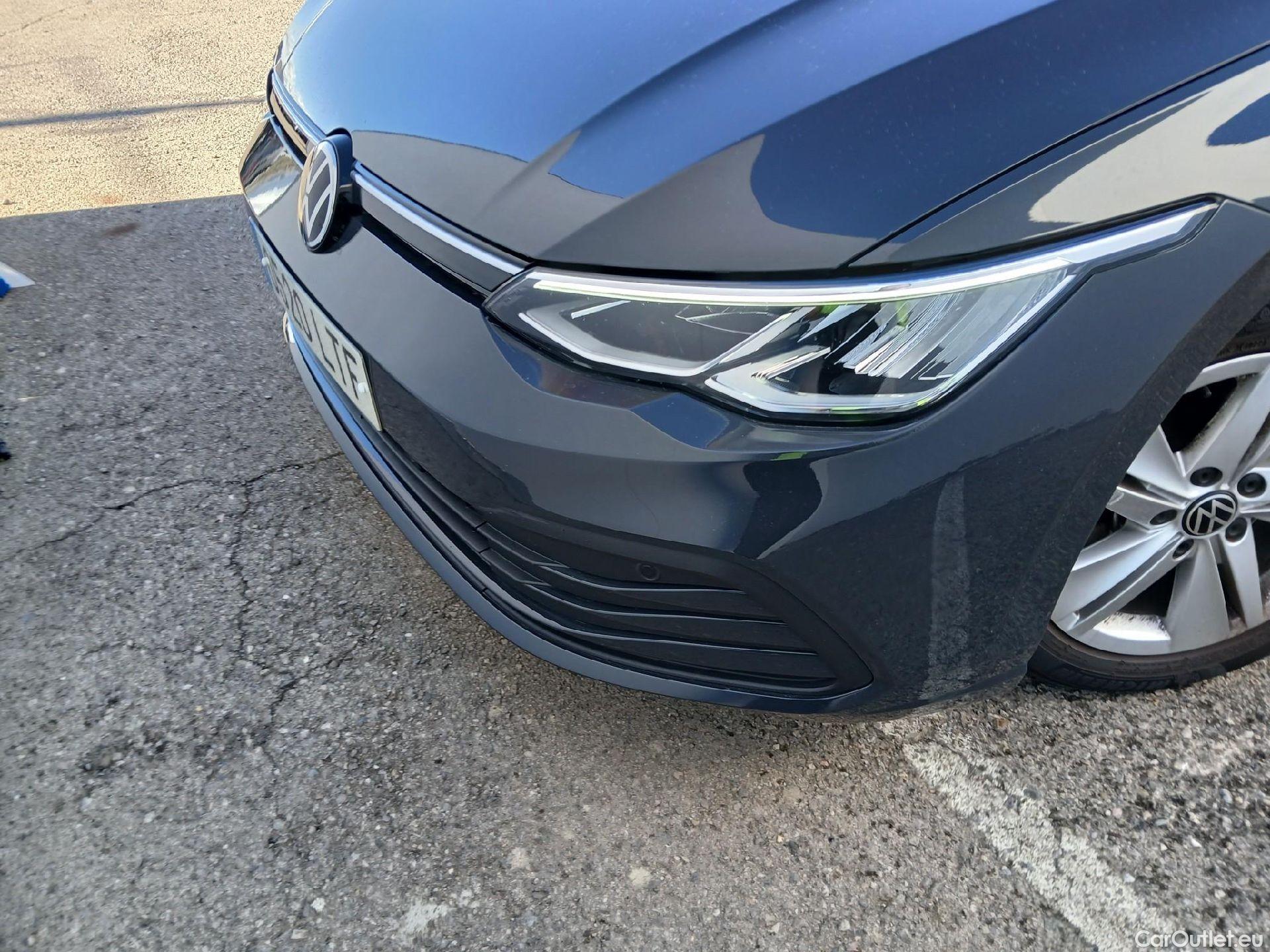  Volkswagen  Golf  VOLKSWAGEN / 2020 / 5P / berlina con portón Life 1.0 eTSI 81kW (110CV) DSG #2