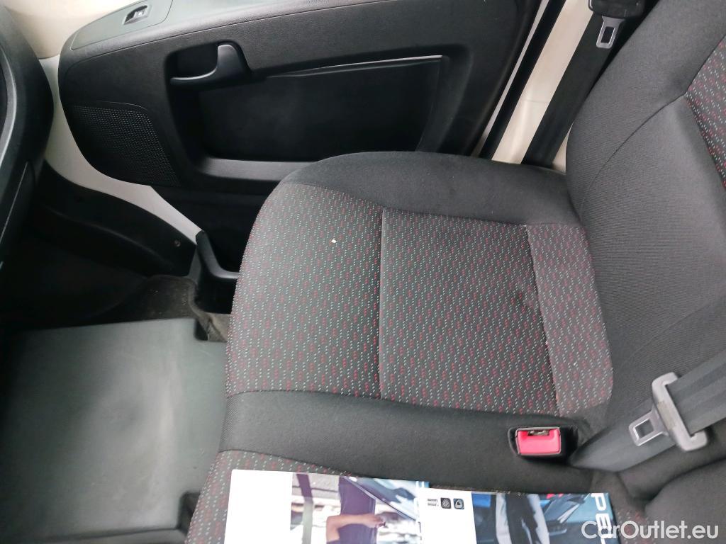  Peugeot  Boxer  Furgón Techo Elevado 335 L2H2 Premium BlueHDi 140 Stop&Start HDi #24