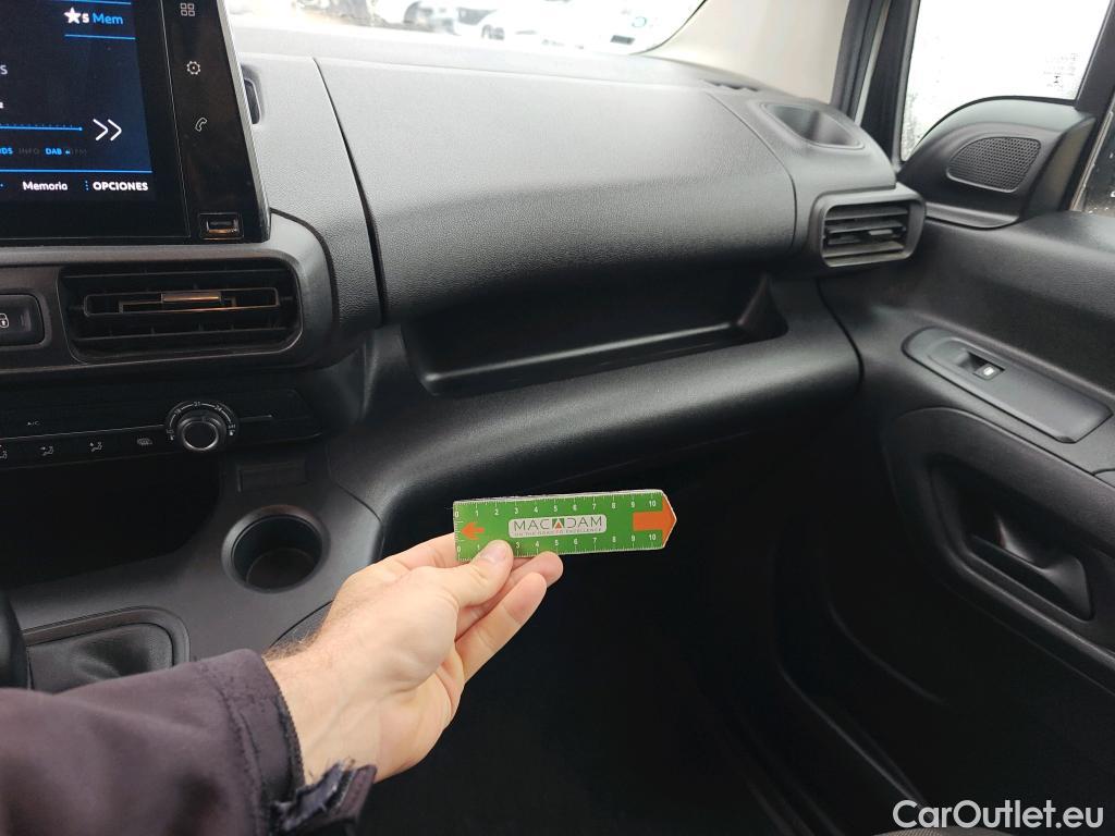  Peugeot  Partner PEUGEOT  / 2018 / 4P / furgón derivado de turismo Premium Standard 600kg BlueHDi 73kW (AC) #50