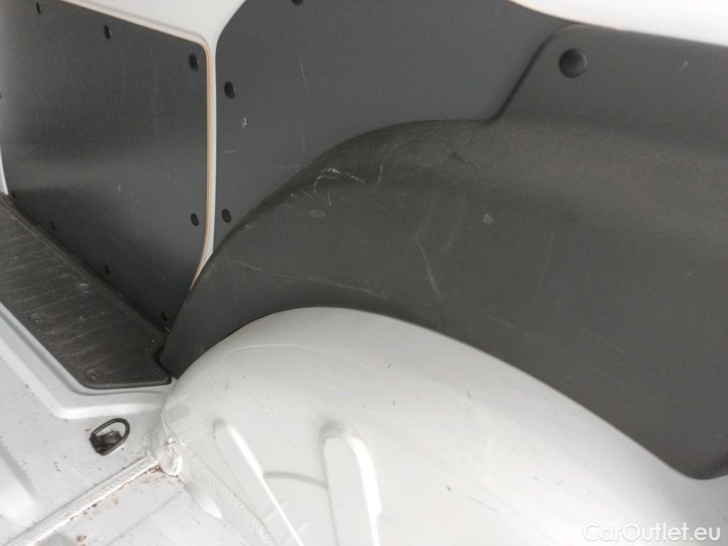  Nissan  NV200 NISSAN NV250 / 2019 / 4P / furgón 1.5dCi 66kW (90CV) BASIC #11