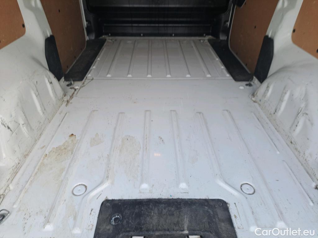  Peugeot  Expert PEUGEOT  / 2016 / 4P / furgón Furgón Pro BlueHDi 90KW (120) Standard #5