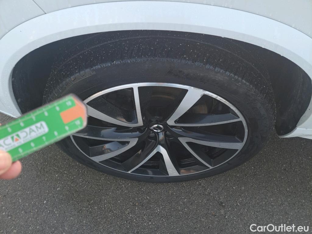  Volvo  XC90 VOLVO  / 2019 / 5P / todoterreno 2.0 B5 D AWD Inscription Auto #3